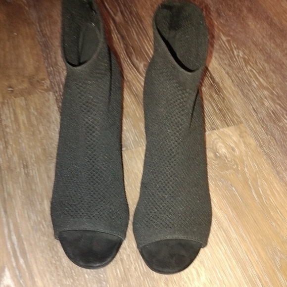 Seven Dials Black Heeled Boots Ankle-High - Picture 6 of 6